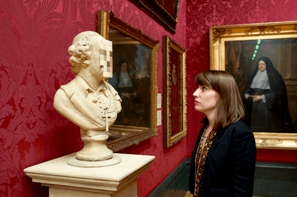 Bansky "Cardinal Sin"